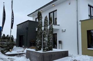 Haus kaufen in 14513 Teltow, REICHLICH PLATZ FÜR FAMILIE, BERUF & HOBBIES!