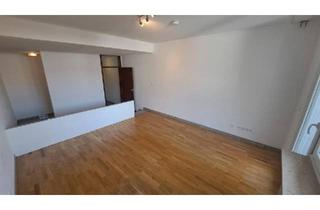 Wohnung kaufen in 79100 Freiburg, Freiburg im Breisgau - Wiehre 1,5 Zi Wohnung + TG ruhig Balkon Straba #sofort frei