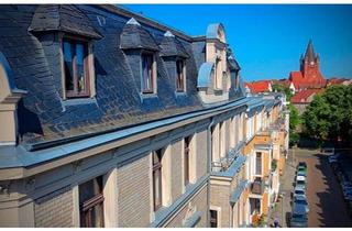 Wohnung kaufen in 06114 Halle, Halle (Saale) - 4-R Altbauwohnung, Paulusviertel, Fahrstuhl, 2 Balkone