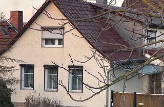 Einfamilienhaus kaufen in 06526 Sangerhausen, Sangerhausen - Einfamilienhaus mit Scheune und Nebengelass in Oberröblingen