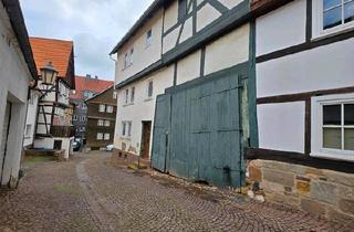 Doppelhaushälfte kaufen in 34537 Bad Wildungen, Bad Wildungen - Historische Doppelhaushälfte 3 Wohneinheiten