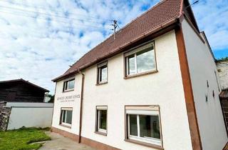 Haus kaufen in 60437 Frankfurt, Frankfurt am Main - Sanierungsbedürftiges Zweifamilienhaus in Alt-Bonames zur Selbstverwirklichung (auch als EFH)