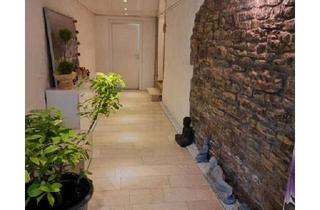 Haus kaufen in 75015 Bretten, Bretten - 2 Familienhaus in Diedelsheim (Kernsaniert)