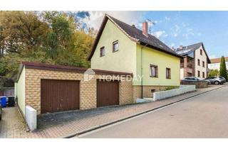 Haus kaufen in 66497 Contwig, Contwig - Zwei Balkone, großer Garten, Doppelgarage: Ihr Familiendomizil in Contwig