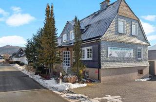 Einfamilienhaus kaufen in 57334 Bad Laasphe, Bad Laasphe - Attraktives Einfamilienhaus mit Garagenkomplex und Ausbaupotenzial