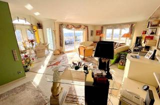 Wohnung kaufen in 79189 Bad Krozingen, Helle Maisonettewohnung mit Dachterrasse und Stellplatz in zentraler Lage