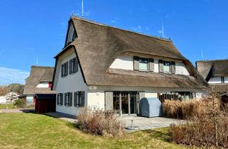 Wohnung kaufen in 23946 Ostseebad Boltenhagen, Wunderschöne Reetdach-Doppelhaushälfte im Ostseebad Boltenhagen!