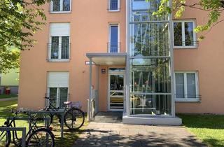 Wohnung kaufen in 81925 Bogenhausen, Zentrumsnah und dennoch im Grünen! - Behagliche 3-Zimmer-Wohnung mit Balkon in München-Oberföhring