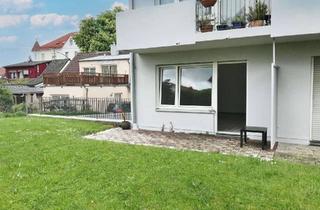 Wohnung kaufen in Kriegshaber Str. 44, 86156 Kriegshaber, Modernes Apartment mit Garten, EBK, Terrasse & Blick ins Grüne
