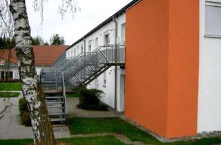 Wohnung mieten in Aulendorferstr. 77/12, 88427 Bad Schussenried, Attraktive 3,5-Zimmer-EG-Wohnung im Grünen; Kliniknähe; EBK ; Laminatböden
