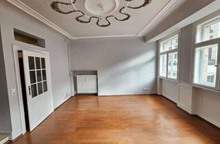 Wohnung mieten in 90403 Nürnberg, Stilvolle 2,5-Zimmer-Wohnung in zentraler Innenstadtlage