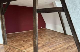 Wohnung mieten in Birkenweiher, 42651 Solingen-Mitte, + sehr schöne Dachgeschoss Whg. + Ausbau, Tageslichbad mit Wanne u. Dusche, sehr zentral gelegen +