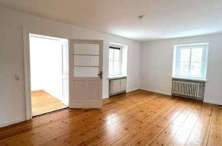 Wohnung mieten in Straße Der Einheit 10, 06198 Salzmünde, Großzügige 4-Zimmerwohnung in Salzmünde