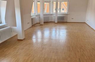 Wohnung mieten in Hauptstraße 29, 77736 Zell, Helle 4-Zimmer Maisonette-Wohnung mit Balkon im Zentrum von Zell am Harmersbach