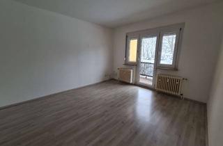 Wohnung mieten in Kastanienstraße 29, 45964 Gladbeck, Gemütlich! Praktisch! Schön! Top 2,5 Raum Wohnung im EG mit Balkon! Stadtnah!