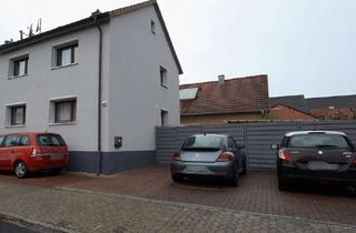 Haus kaufen in 76316 Malsch, Zwei Einfamilienhäuser in bester Lage von Malsch