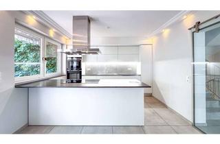 Haus kaufen in 61462 Königstein, Falkenstein: Großzügig und modernisiert – einfach einziehen!