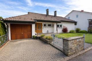 Einfamilienhaus kaufen in 73095 Albershausen, Stattliches freistehendes Einfamilienhaus mit Balkon & Garten in Albershausen!