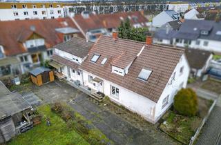 Doppelhaushälfte kaufen in 76149 Neureut, Attraktive Doppelhaushälfte: Ideal zum Modernisieren, Aufstocken oder Neubauen!