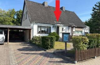 Haus kaufen in 21493 Schwarzenbek, Gepflegte DHH zur Renovierung mit Vollkeller und Carport in beliebter gefragter Ortslage