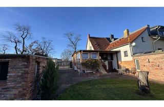 Doppelhaushälfte kaufen in 14712 Rathenow, Doppelhaushälfte in Rathenow mit großem Grundstück zu verkaufen!