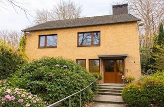 Haus kaufen in Kirchhellener Straße, 45966 Gladbeck, Gepflegtes Mehrgenerationenhaus in Toplage - Wohnen im Grünen mit Sauna & Wintergarten