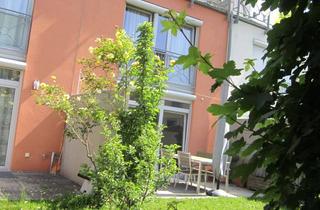 Haus mieten in Ernst-Hochholzer-Straße 25, 81825 Trudering-Riem, Gepflegtes Reihenmittelhaus mit Dachterrasse in München - Trudering