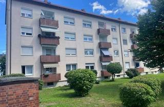 Anlageobjekt in Karlsbader Straße 2-4, 84028 Peter und Paul, Attraktives Doppel-Mehrfamilienhaus in Landshut