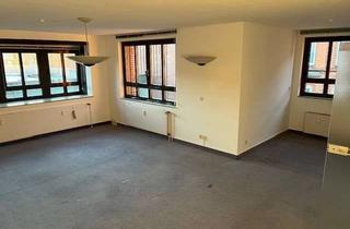 Büro zu mieten in 24103 Vorstadt, Helle Büroflächen in bester Kieler Lage