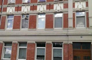 Wohnung mieten in Alte Bahnhofstr., 08606 Oelsnitz, Ganz frisch eingetroffen - 4-Zimmer-DG-Whg - Bad mit Fenster, Wanne und Dusche- Ausst. n.Vereinb.