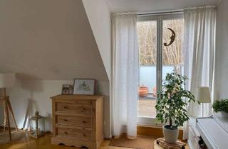 Wohnung kaufen in Eduard-Bilz-Straße 55b, 01445 Radebeul, Charmante 3-Zimmer Dachgeschosswohnung in Radebeul, 2026 bezugsfrei