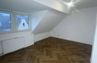 Wohnung mieten in 40229 Eller, Erstbezug nach Sanierung!Charmante 2-Zimmer Dachgeschosswohnung in Düsseldorf-Eller