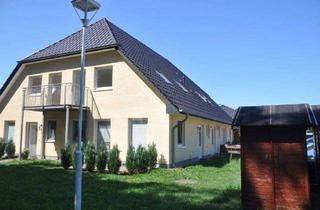 Wohnung mieten in Wiesenstraße, 17459 Loddin, großzügige 3-Raum-Wohnung mit Balkon inkl. zusätzlich ausgebauten Spitzboden in Kölpinsee