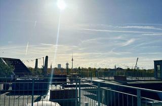 Wohnung mieten in Gaudystraße 10, 10437 Prenzlauer Berg, Über den Dächern von Berlin - Prenzlauer Berg * Aufdachterrasse * 3 Zimmer * Einbauküche