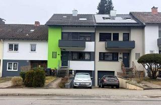 Haus kaufen in 78224 Singen, Gepflegtes RMH mit Garten, Garage Terrasse und 2 Balkone