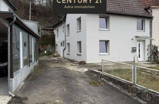 Doppelhaushälfte kaufen in 88447 Warthausen, 387 m² Grundstück in Warthausen mit Doppelhaushälfte (Abriss/Kernsanierung) – 130.000 €