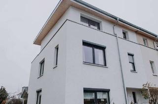 Haus kaufen in 79219 Staufen, Modernes Reihenendhaus mit sehr viel Platz für die ganze Familie