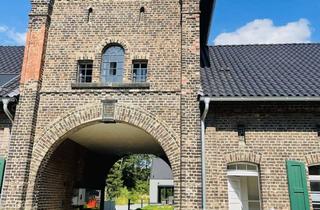 Haus mieten in Ratinger Landstraße 80, 40629 Hubbelrath, Individuelle Torhausimmobilie auf Gut zum Hof