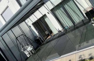 Haus mieten in Oligschlägerweg 17, 42655 Solingen-Mitte, Haus in Solingen Mitte zu vermieten - mit Küche, Wintergarten, Smart Home, Whirlpool Bj 2021