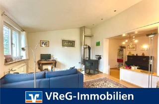 Wohnung kaufen in 21029 Hamburg, Wie eine Doppelhaushälfte, nur horizontal geteilt: 4-Zimmer-Wohnung mit großem Garten und Keller