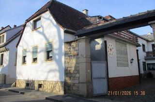 Haus kaufen in 67251 Freinsheim, Freinsheim - FREINSHEIM, DOPPELHAUS-HÄLFTE, älteres Baujahr, gepflegt. Verkaufspreis 256000,00 Euro.