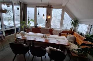 Wohnung kaufen in 84169 Altfraunhofen, Altfraunhofen - 2-Zimmer-Dachgeschosswohnung mit Loggia und Garage provisionsfrei