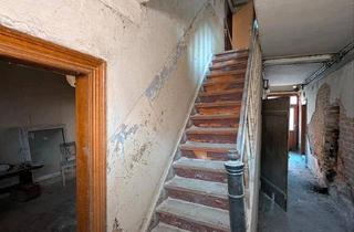 Mehrfamilienhaus kaufen in 06449 Aschersleben, Aschersleben - großes Mehrfamilienhaus in guter Lage von Aschersleben