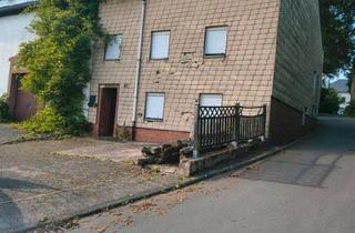 Einfamilienhaus kaufen in 54673 Neuerburg, Bollendorf - Olmscheid, einseitig angebautes Haus, Sanierungsobjekt