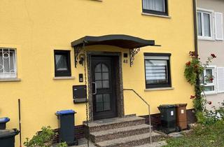 Haus kaufen in 73734 Esslingen, Esslingen am Neckar - Reihenmittelhaus Esslingen Zollberg mit Garten und Garage