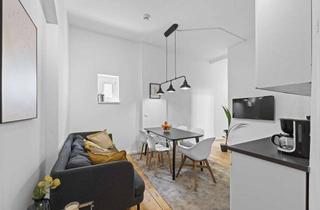 Wohnung kaufen in Prenzlauer Berg, 13189 Pankow, Prenzlauer Berg: Bezugsfreie 4-Zimmer Altbauwohnung mit Stil und neuem Badezimmer