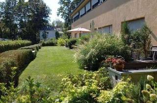 Wohnung kaufen in Christoph-Kolumbus-Str. 16, 14089 Kladow, Wunderschöne freie Eigentumswohnung in Kladow! Parkett, Stellplatz, EBK, Terrasse,