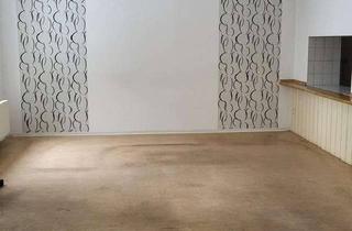 Wohnung kaufen in 09212 Limbach-Oberfrohna, 5 Raum-Wohnung mit Balkon und privatem Garten