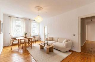 Wohnung kaufen in Grünberger Strasse 19, 10243 Friedrichshain, Charmante 2-Zimmer-Altbauwohnung mit großem Potenzial – 3. OG, lichtdurchflutet & zentral