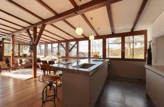 Wohnung kaufen in 83254 Breitbrunn, Der Chiemsee zum Greifen nah – moderne Erdgeschosswohnung mit Terrasse in absoluter Bestlage